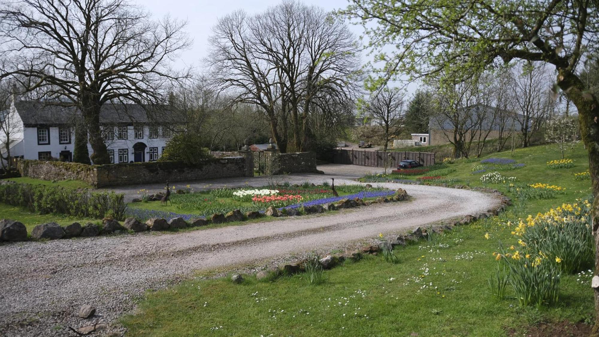 Hall - The Old Dairy * Rowrah